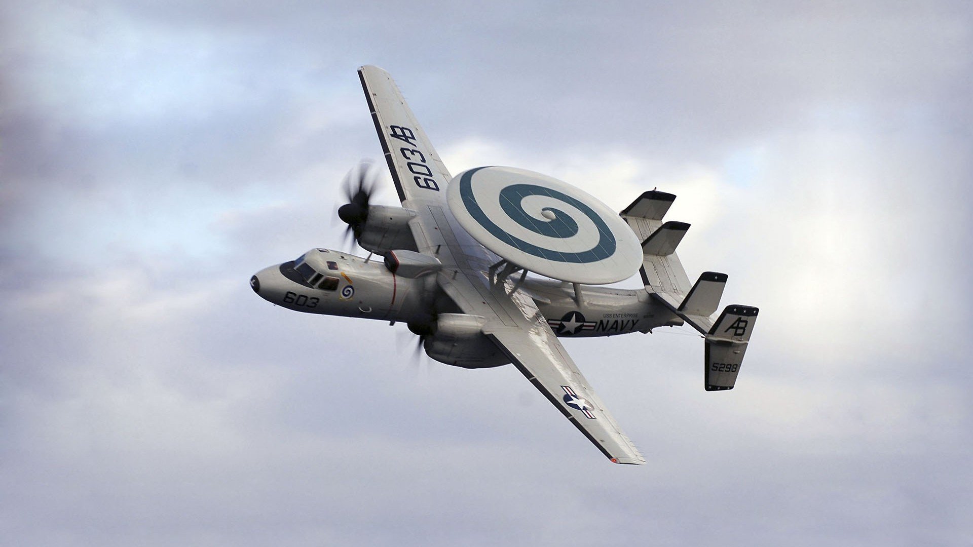 足球解说员培训计划全面展开,足球解说员需要做到哪几点