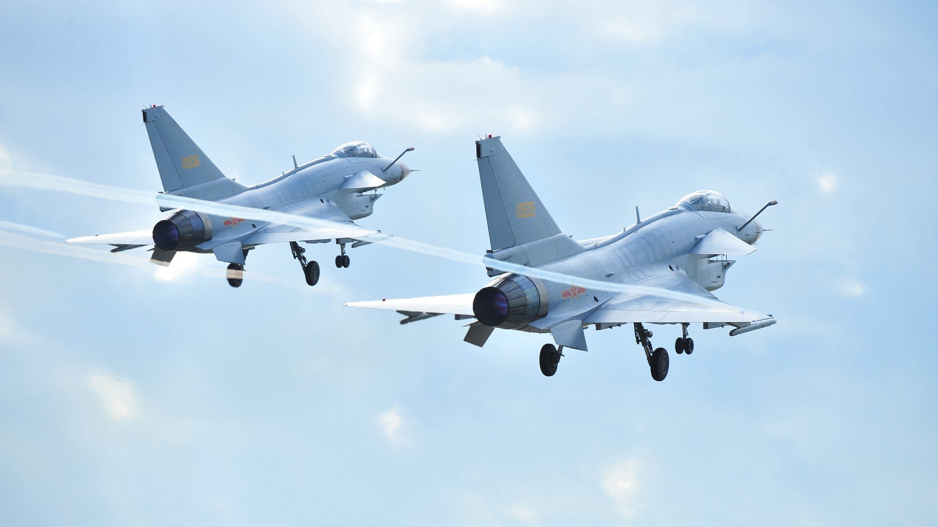 华体会hth-巴黎圣日耳曼创队史最佳赛季战绩，连续18场不败登顶法甲，巴黎圣日耳曼队首发阵容